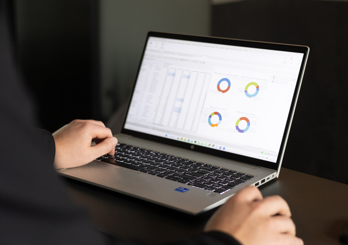 Moduły ERP, które naprawdę pomagają firmie produkcyjnej